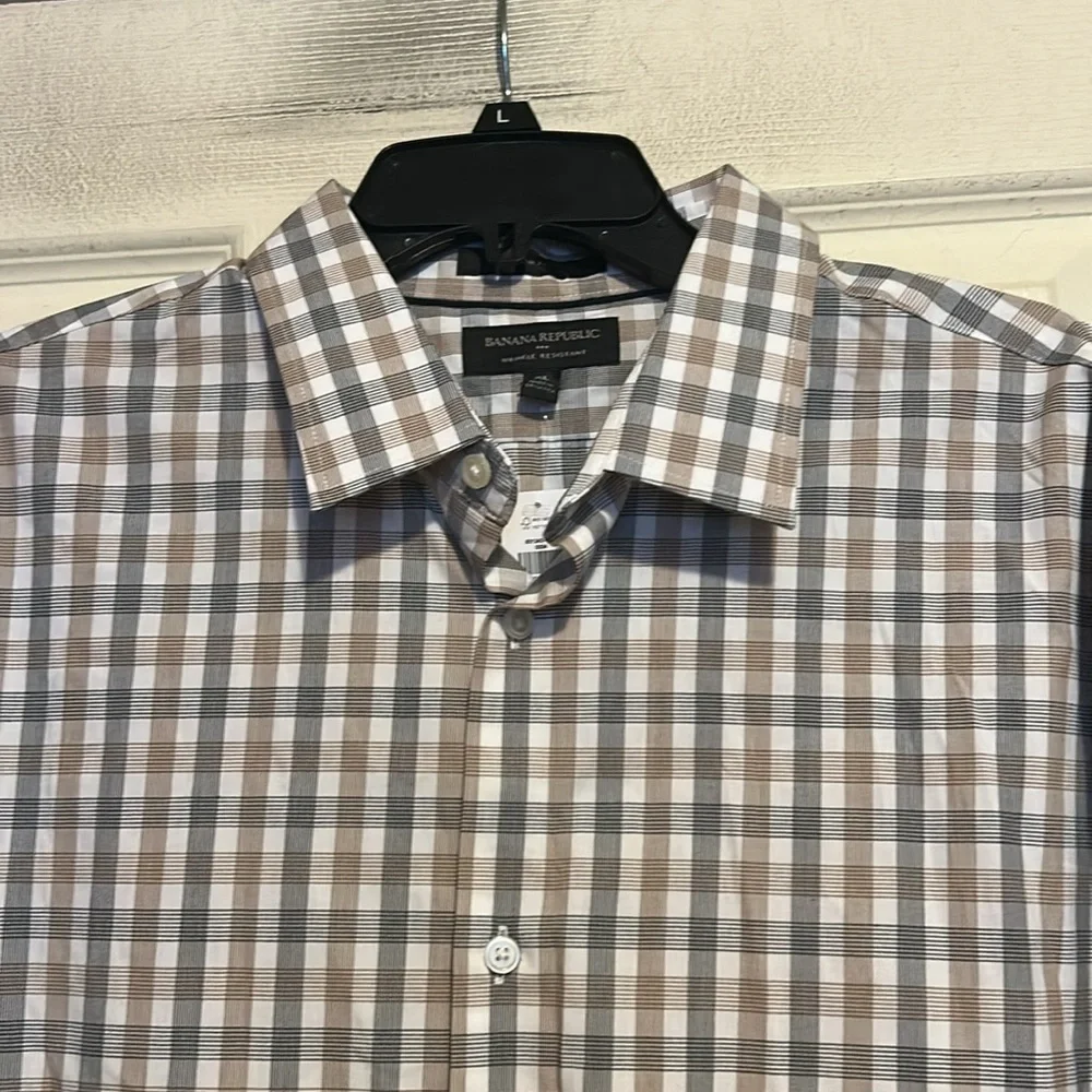 Banana Republic Long Sleeve Button Down Shirt Size XL Tan